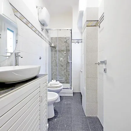 Metro Battistini- D'alessandro Apartment Rom